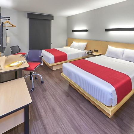 City Express By Marriott Monterrey Lindavista Guadalupe  Bagian luar foto