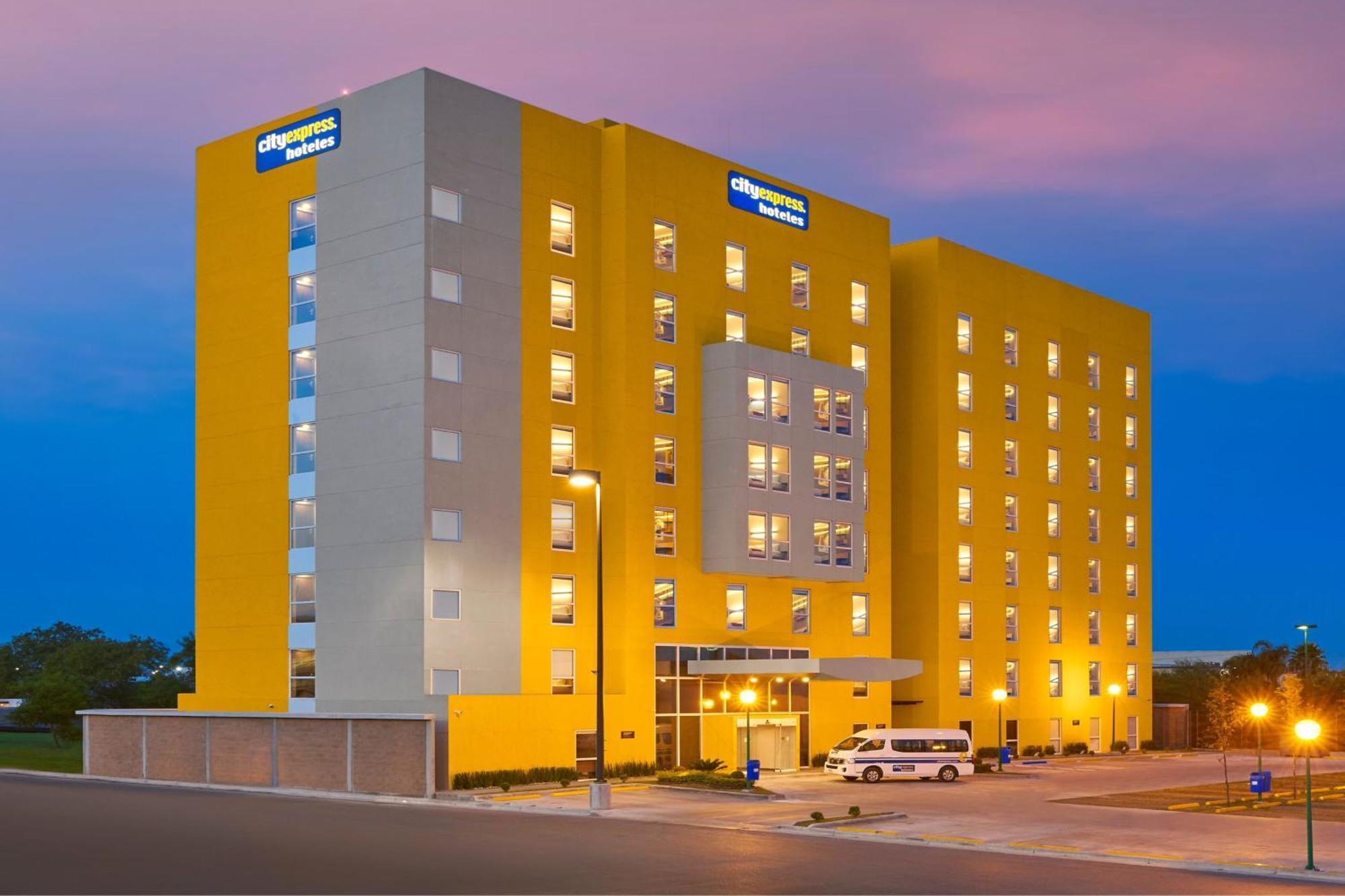 City Express By Marriott Monterrey Lindavista Guadalupe  Bagian luar foto
