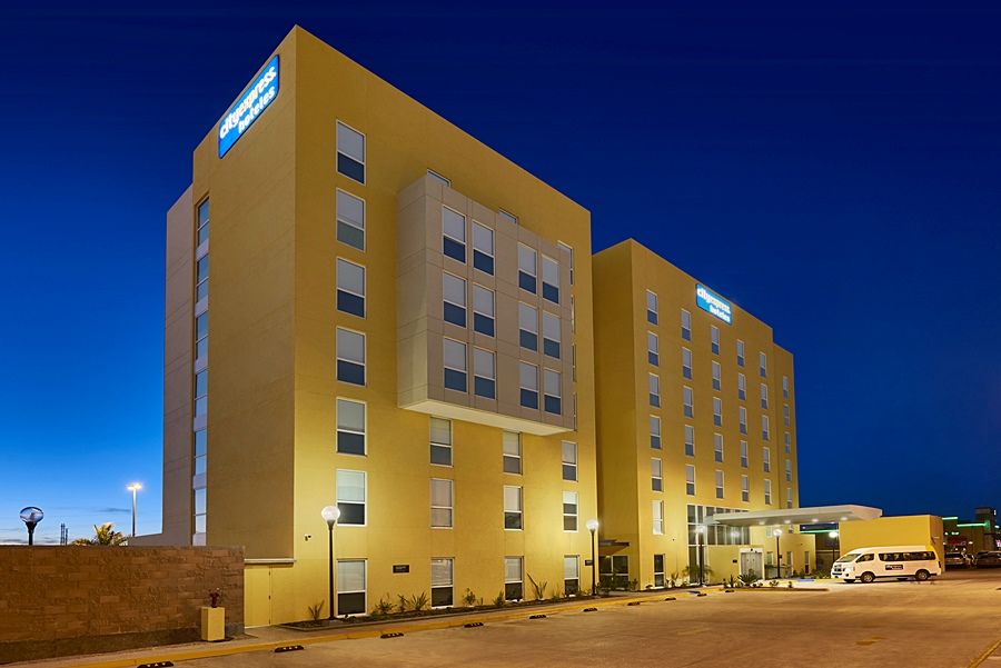 City Express By Marriott Monterrey Lindavista Guadalupe  Bagian luar foto